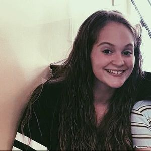 Meet your Posher, Kaitlyn